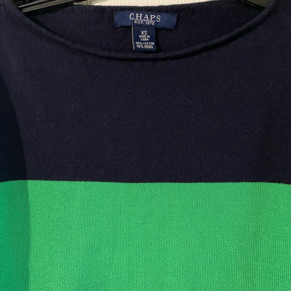 Chaps lightweight long sleeve top